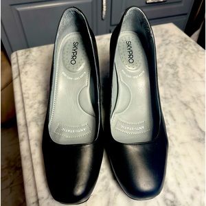 Skypro size 9.5 Black heels